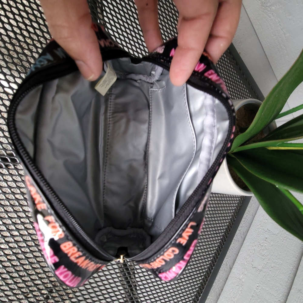 Kate Spade Davie In The Spotlight Cosmetic Bag - Picture 3 of 9